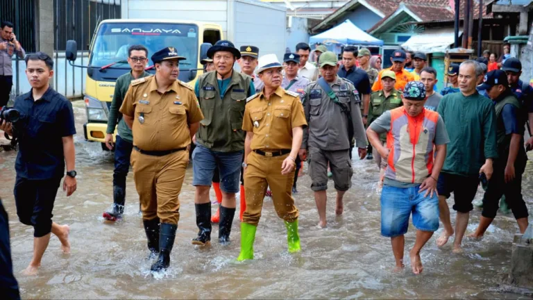 Supriatna Perbaiki Sungai Dangkal Picu Banjir