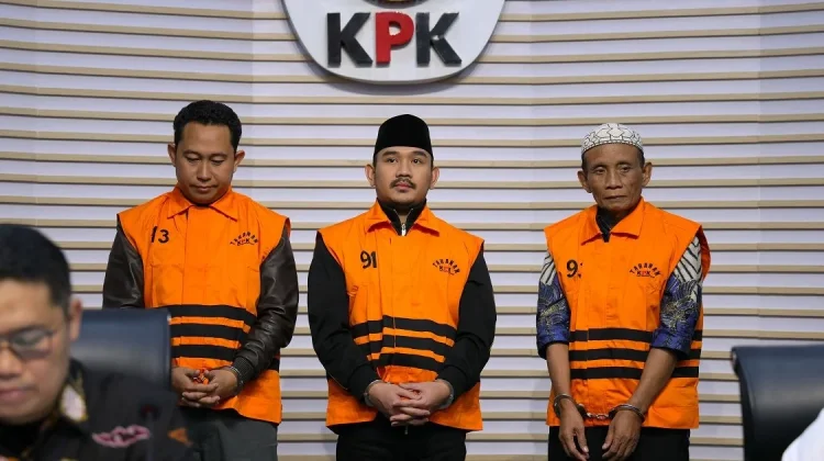 Bupati Ade Kuswara Kunang Didakwa Terima Rp