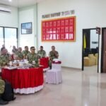 Yonif TP 833 Bangun Infrastruktur Wilayah Perbatasan Semakin Kokoh